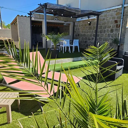 Hébergement de vacances Ma&lia Sud Ardeche Saint-Étienne-de-Fontbellon